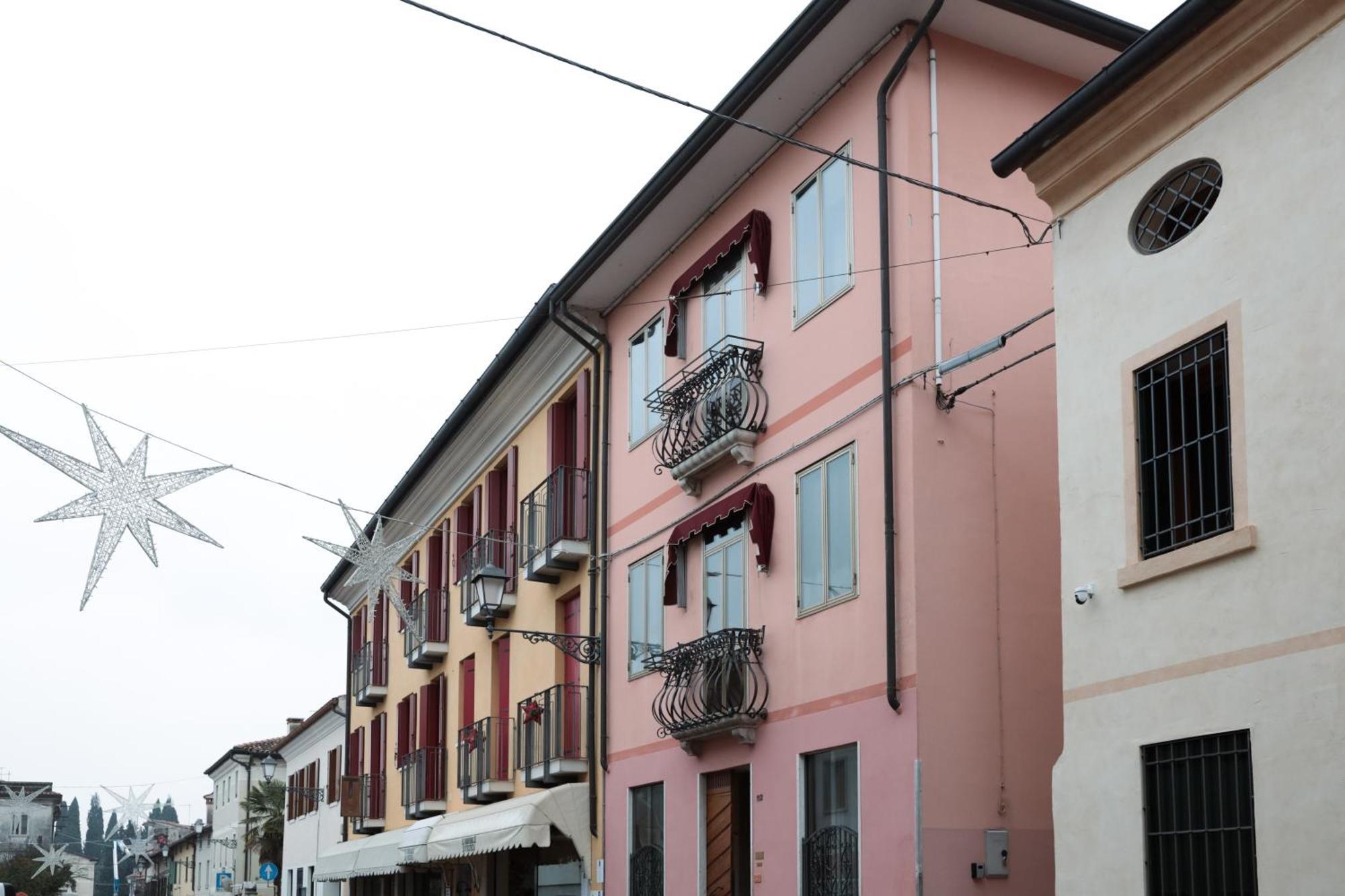 Ponte Vecchio, Elegante Appartamento A Due Passi Dal Centro 巴萨诺－德尔格拉帕 外观 照片