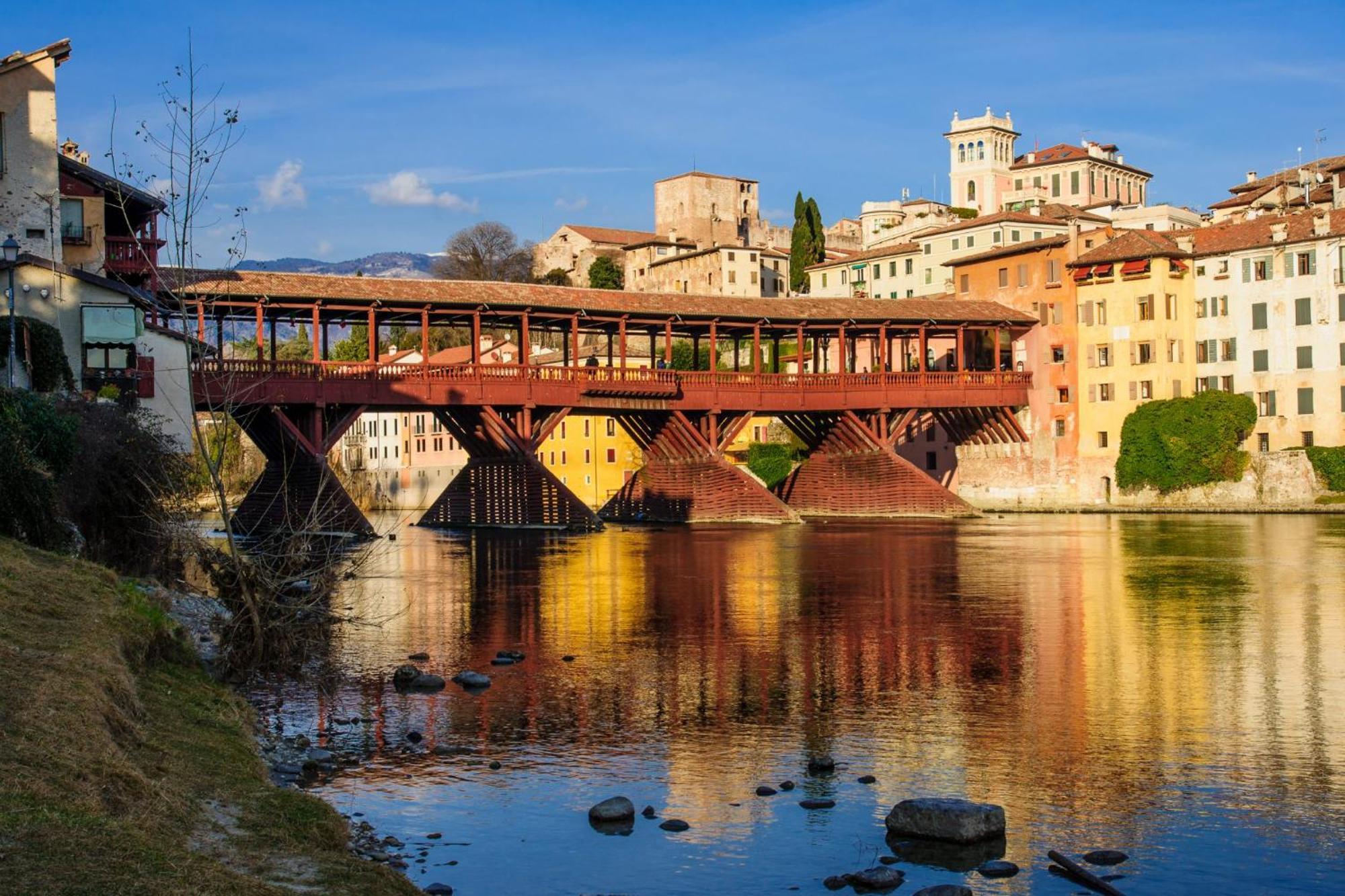 Ponte Vecchio, Elegante Appartamento A Due Passi Dal Centro 巴萨诺－德尔格拉帕 外观 照片